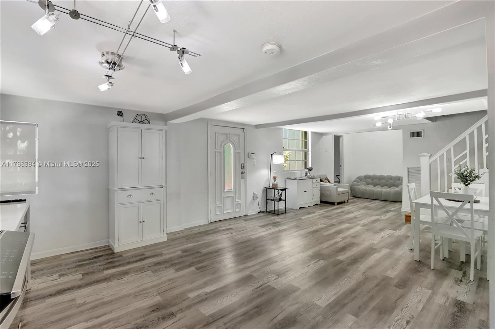 Property Photo: 3375 SW 29th Ter FL 33133