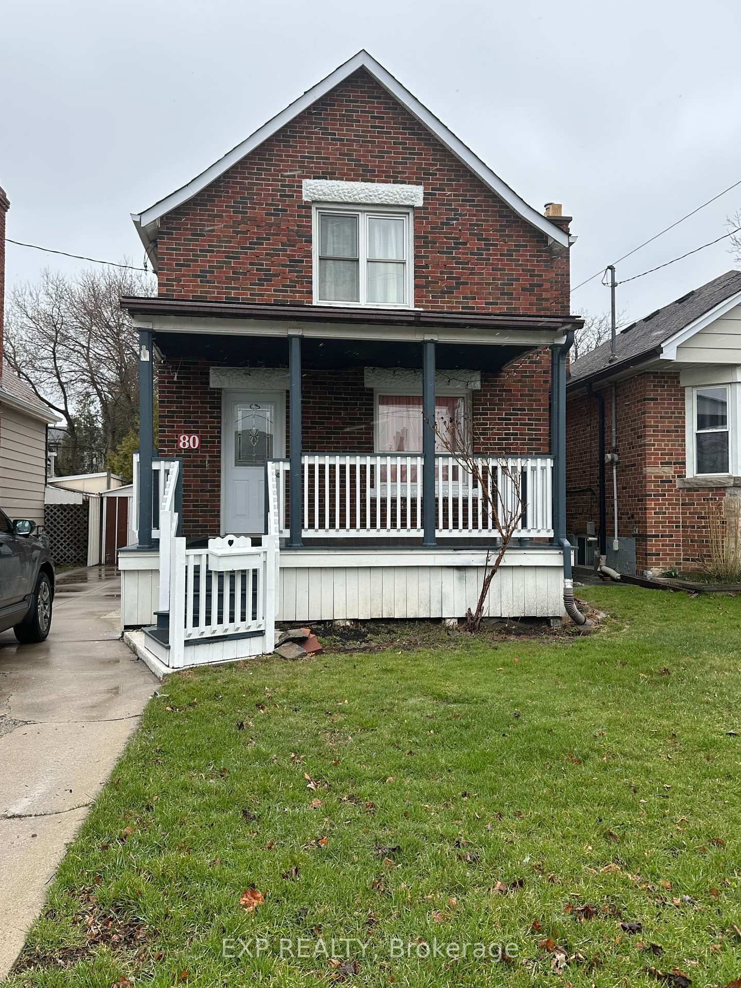 Property Photo: 80 Delena Avenue S ON L8K 3S9