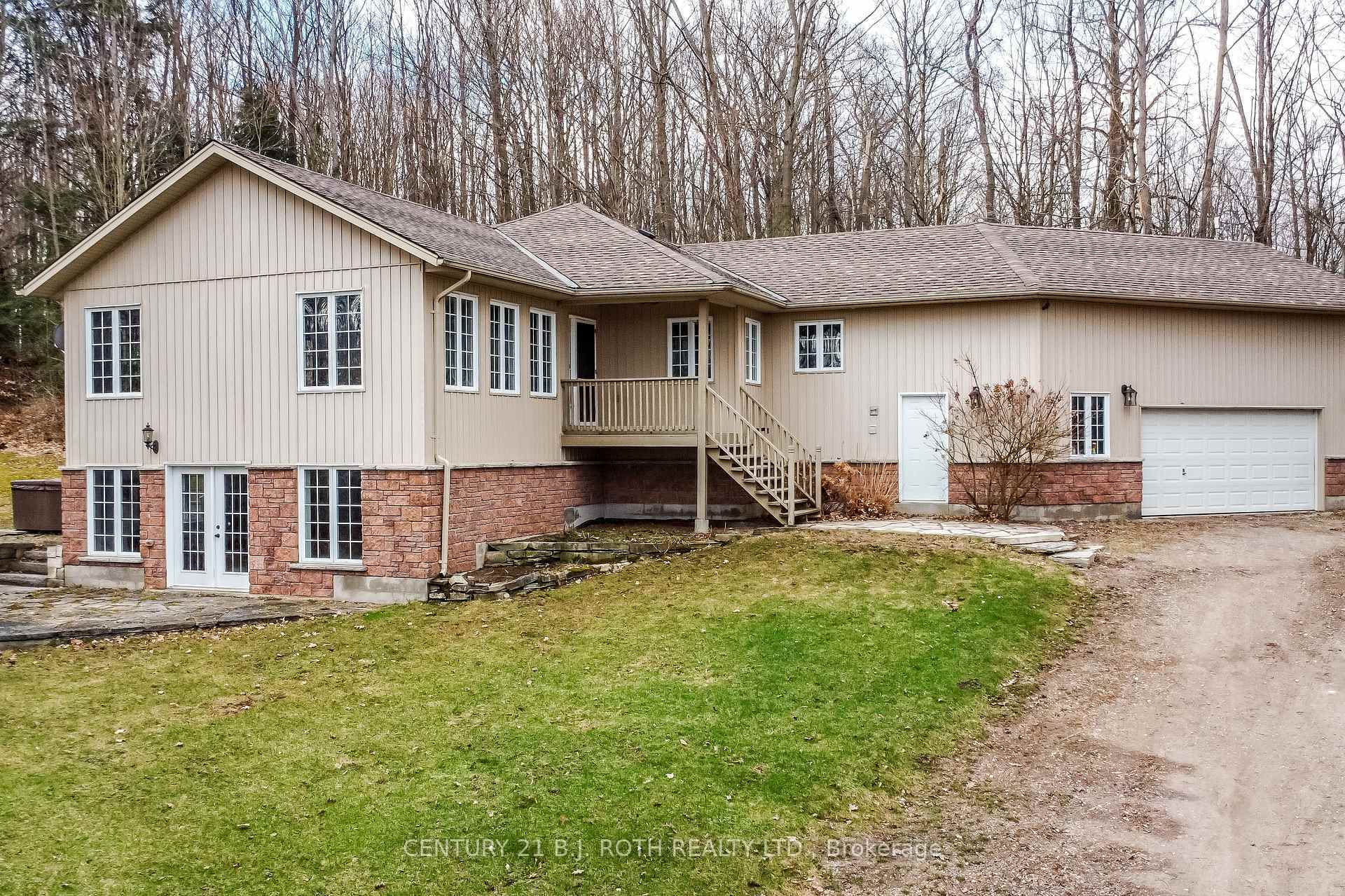 Photo de la propriété:  4927 25 Side Road  ON L4M 4S4 