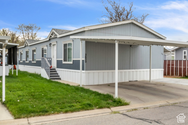 Property Photo: 3630 S La Suesue St 202 UT 84119