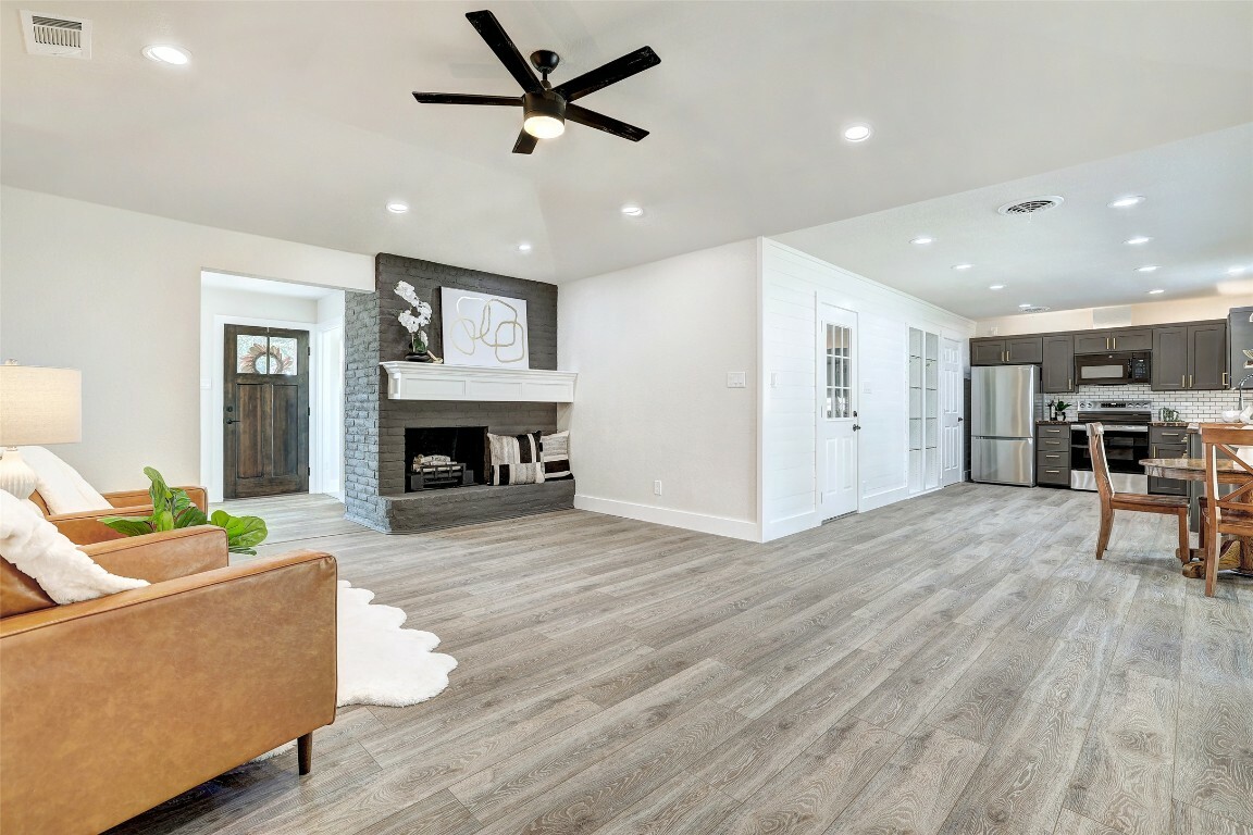 Property Photo: 805 River Bend Drive TX 78628