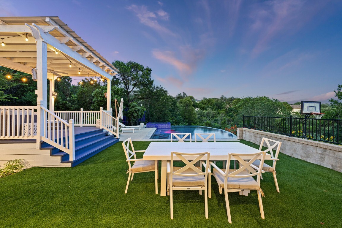 Property Photo: 4014 Walnut Clay Drive TX 78731