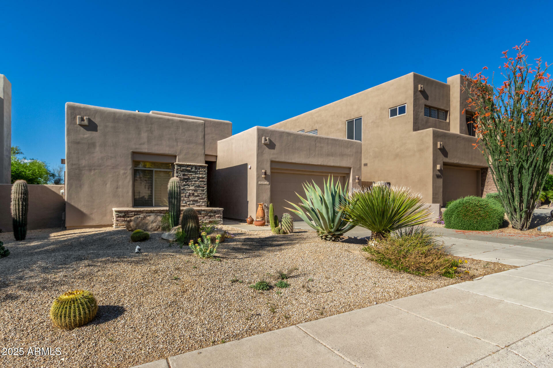 Property Photo:  10869 E Hedgehog Place  AZ 85262 