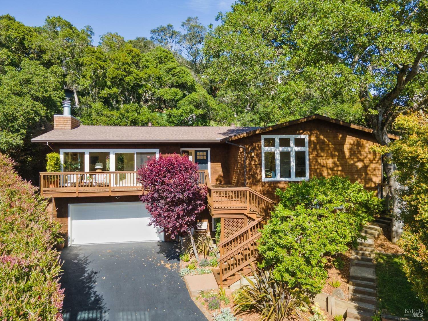Property Photo: 7 Madrono Avenue CA 94925