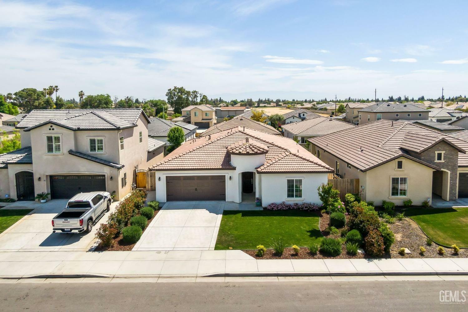 Property Photo: 8515 Jean Anne Street CA 93314