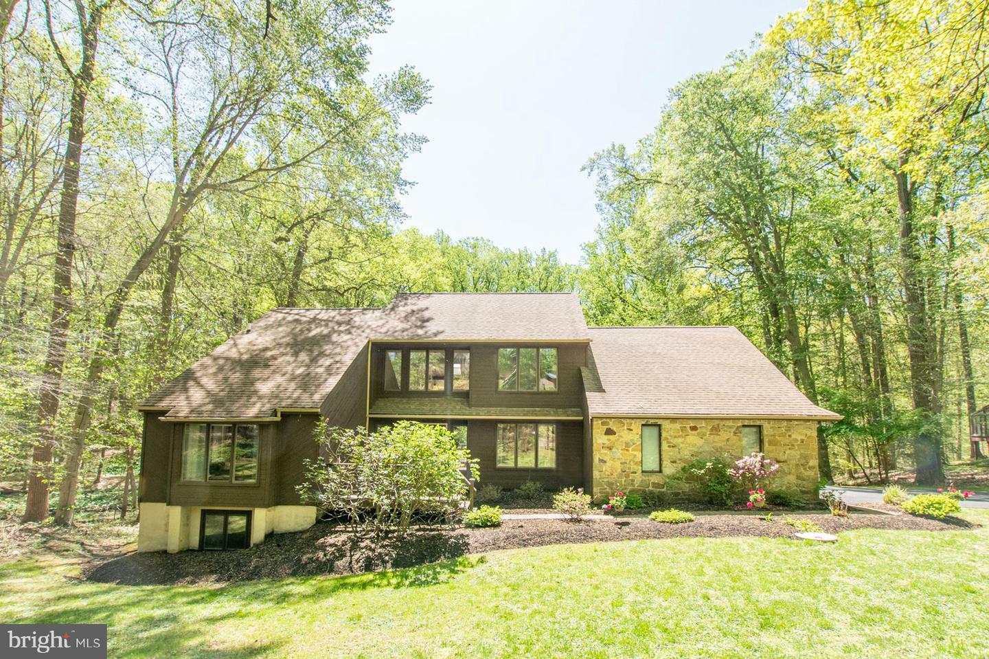 16 Hunters Lane  Chadds Ford PA 19317 photo