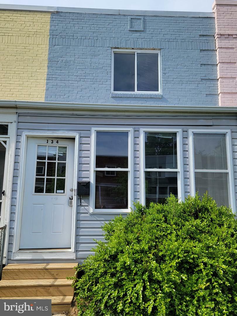 Property Photo: 134 Lynhaven Drive VA 22305