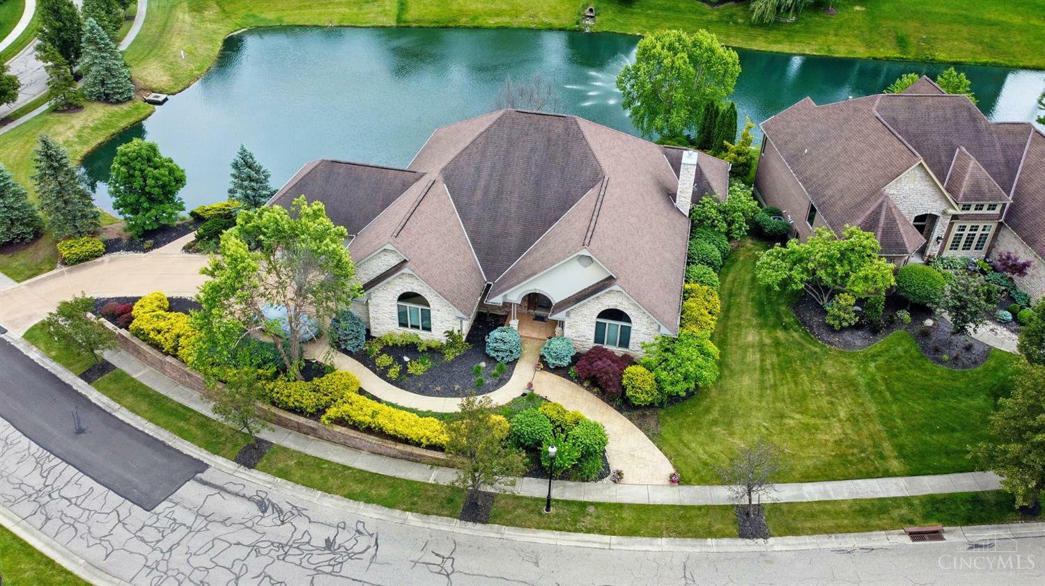 219 Chateau Valley Lane  South Lebanon OH 45065 photo