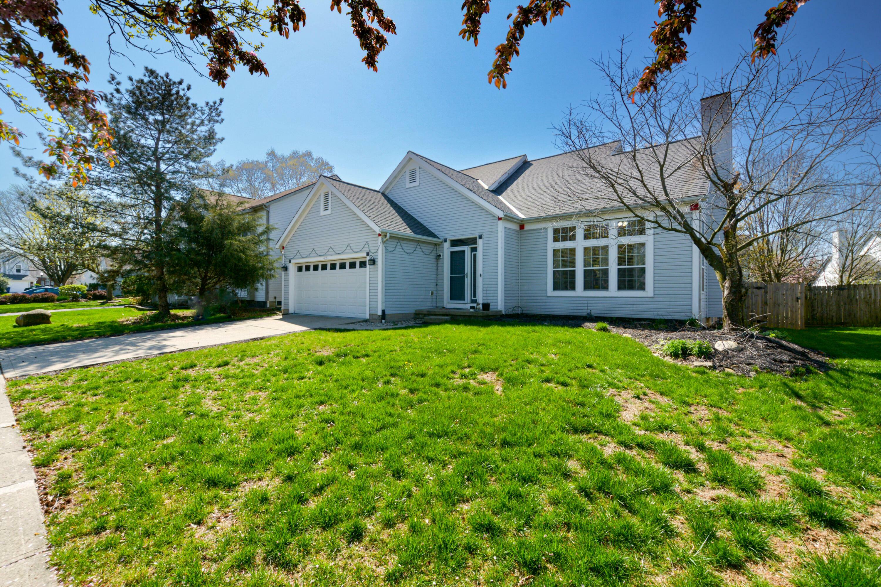 Property Photo:  4135 Pathfield Drive  OH 43230 
