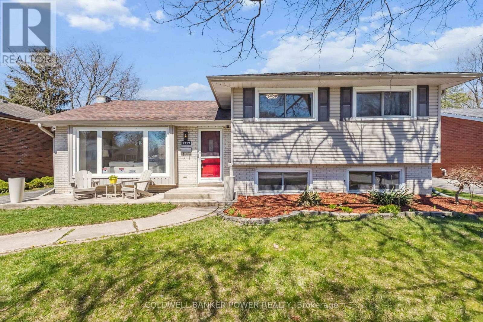 Property Photo: 1317 Glenora Drive ON N5X 1T6
