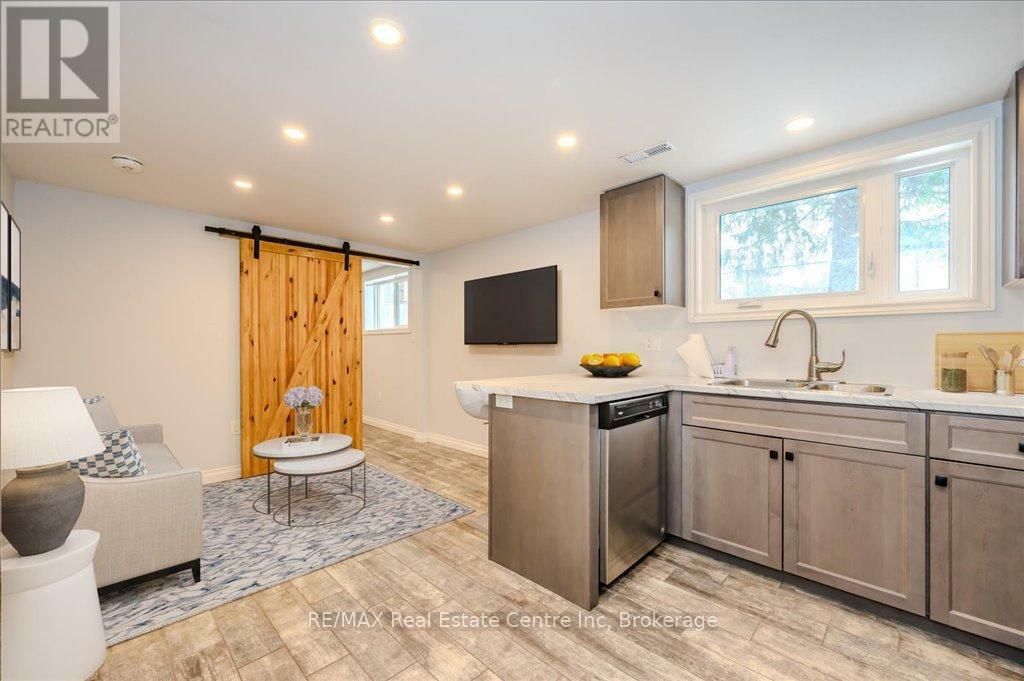 Property Photo:  23 Julia Drive  ON N1H 5V9 