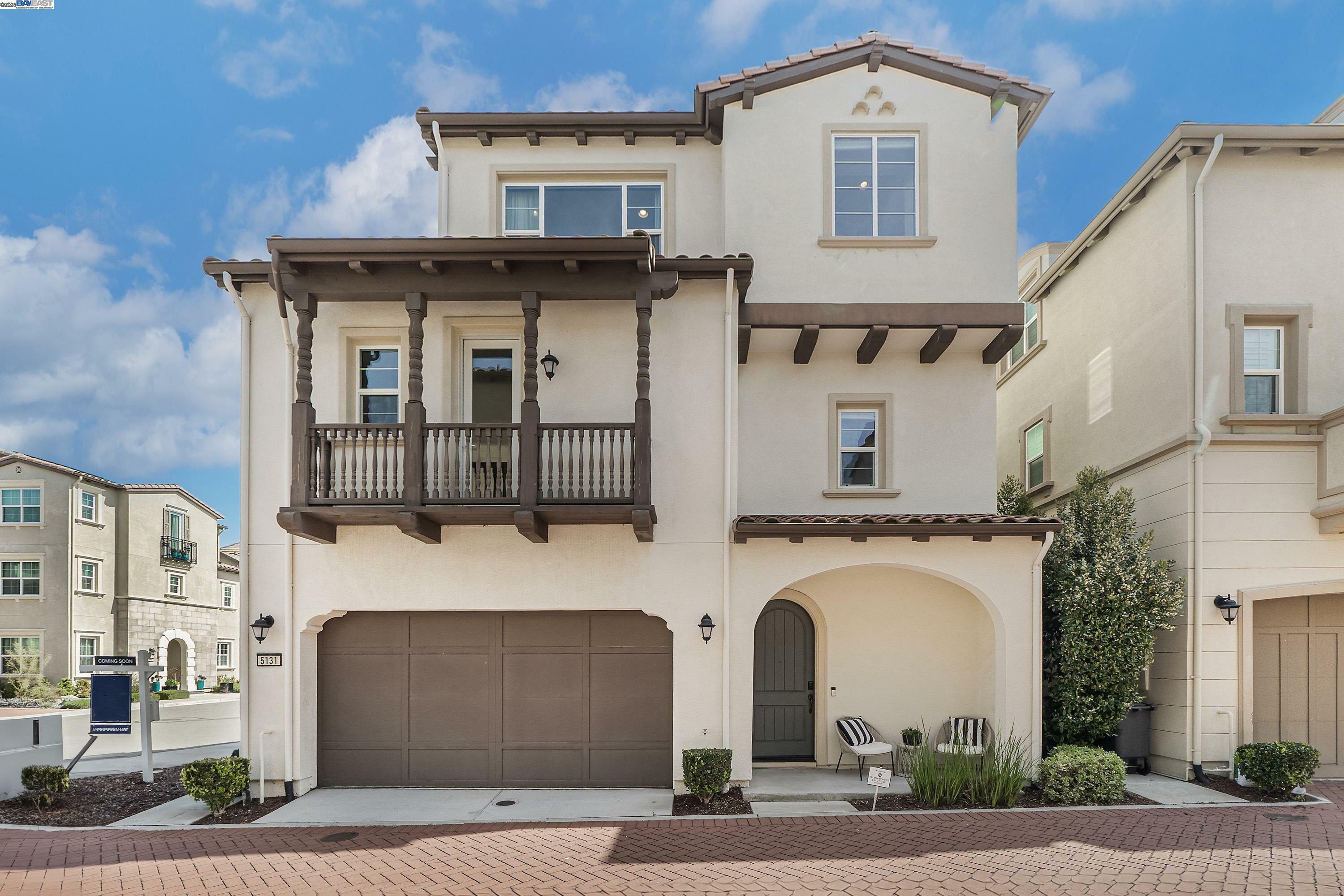 Property Photo: 5131 Rowan Dr CA 94582