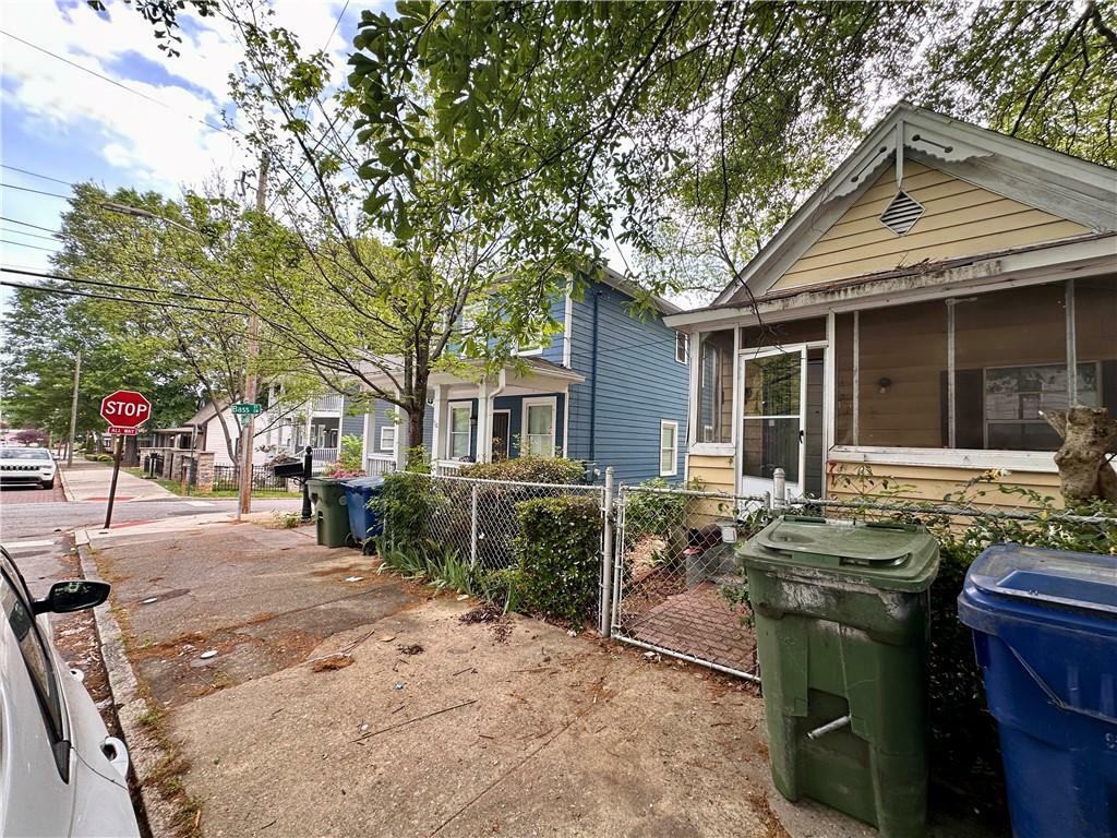 Property Photo: 712 Garibaldi Street SW GA 30310
