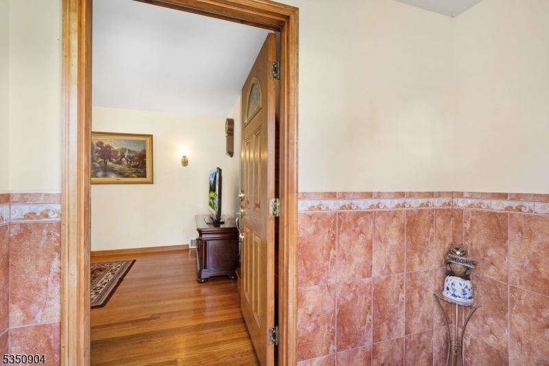 Property Photo: 221 Hillside Rd NJ 07036