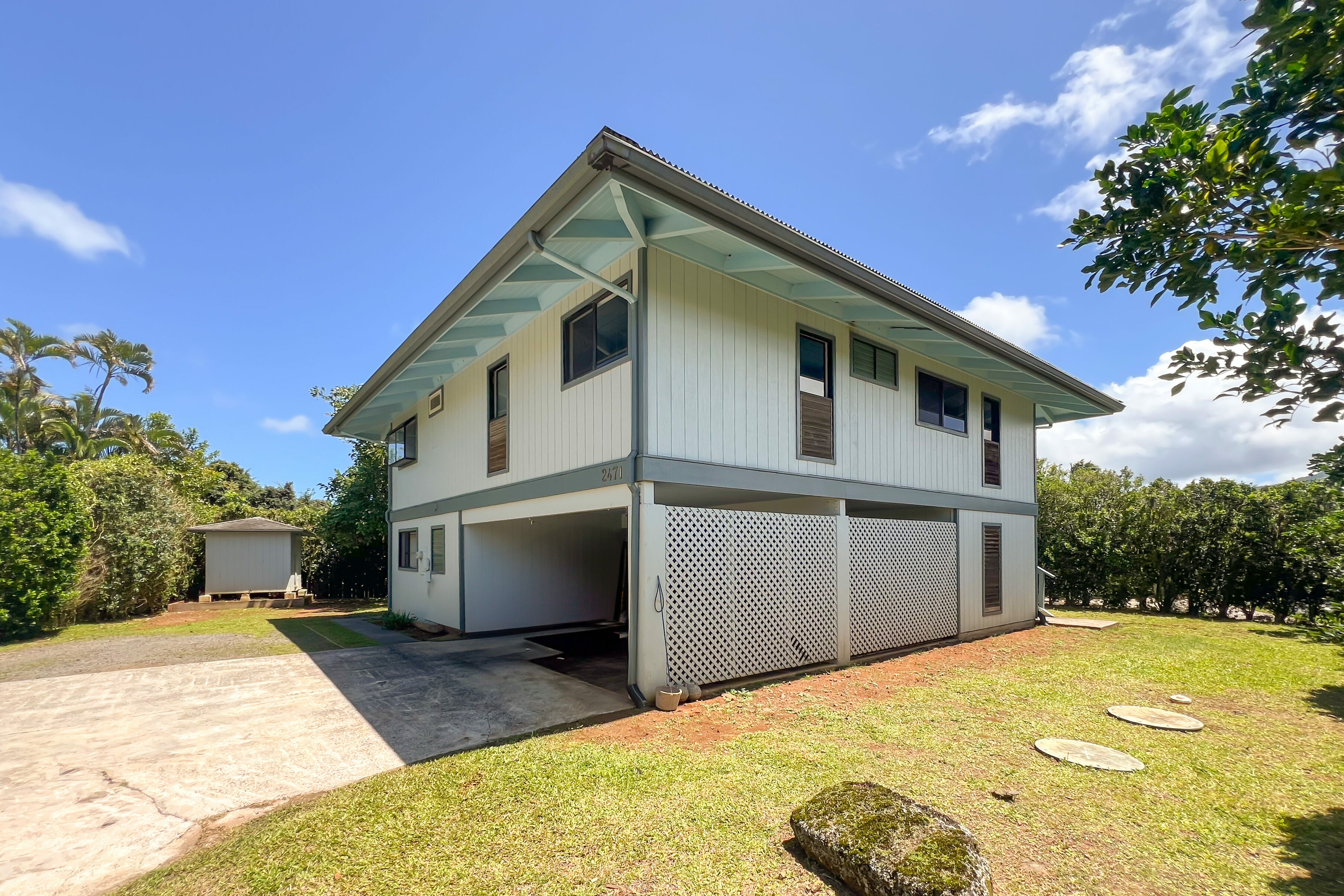 2471 Liliuokalani St  Kilauea HI 96754 photo