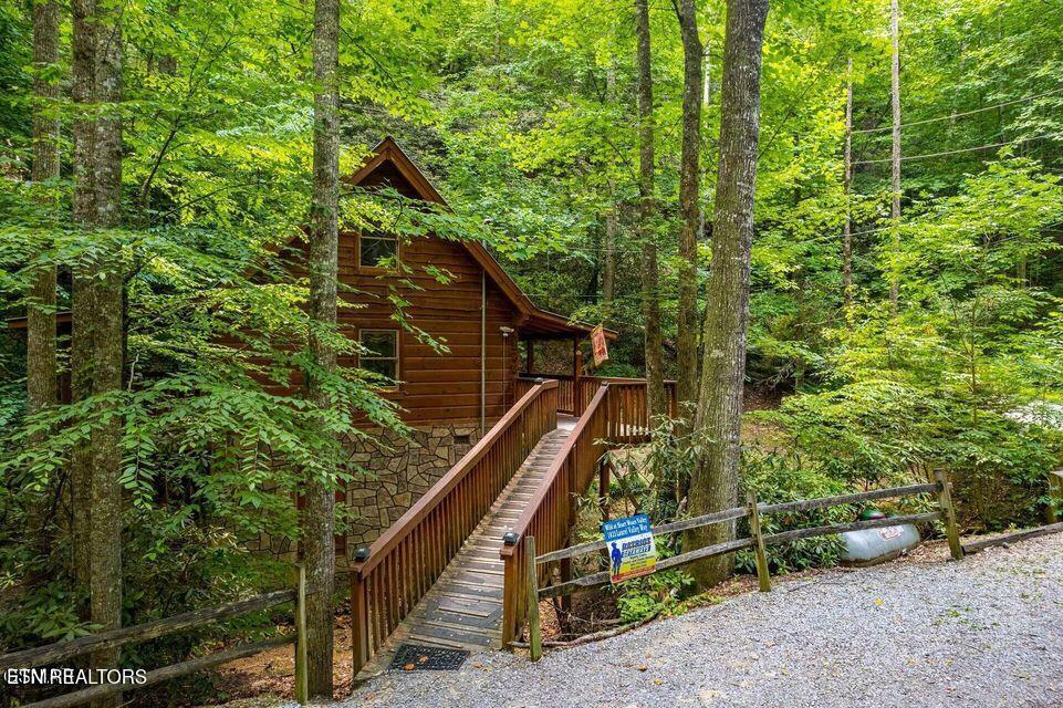 Property Photo: 1823 Laurel Valley Way TN 37862
