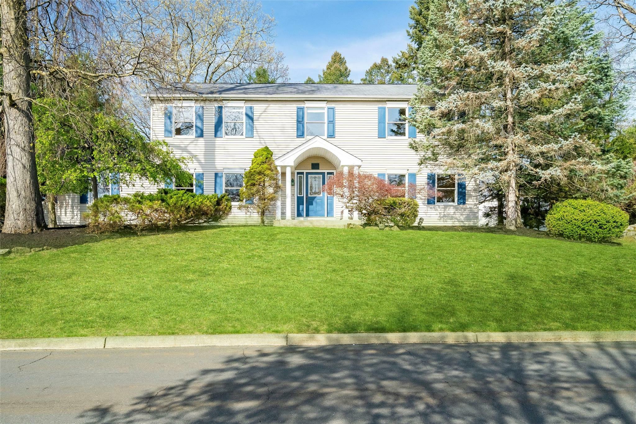 Property Photo:  17 Sloane Court  NY 10980 