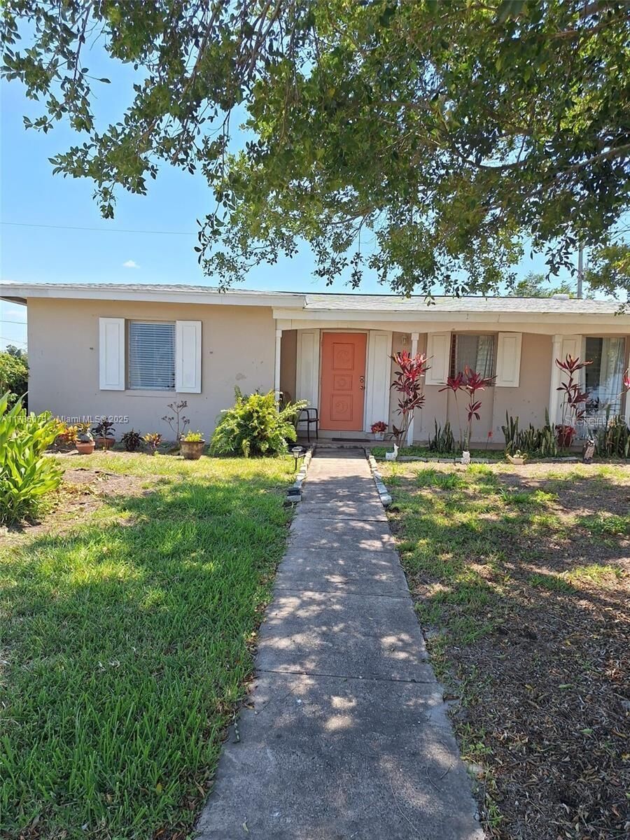 Property Photo: 361 Fairhaven Street FL 33952