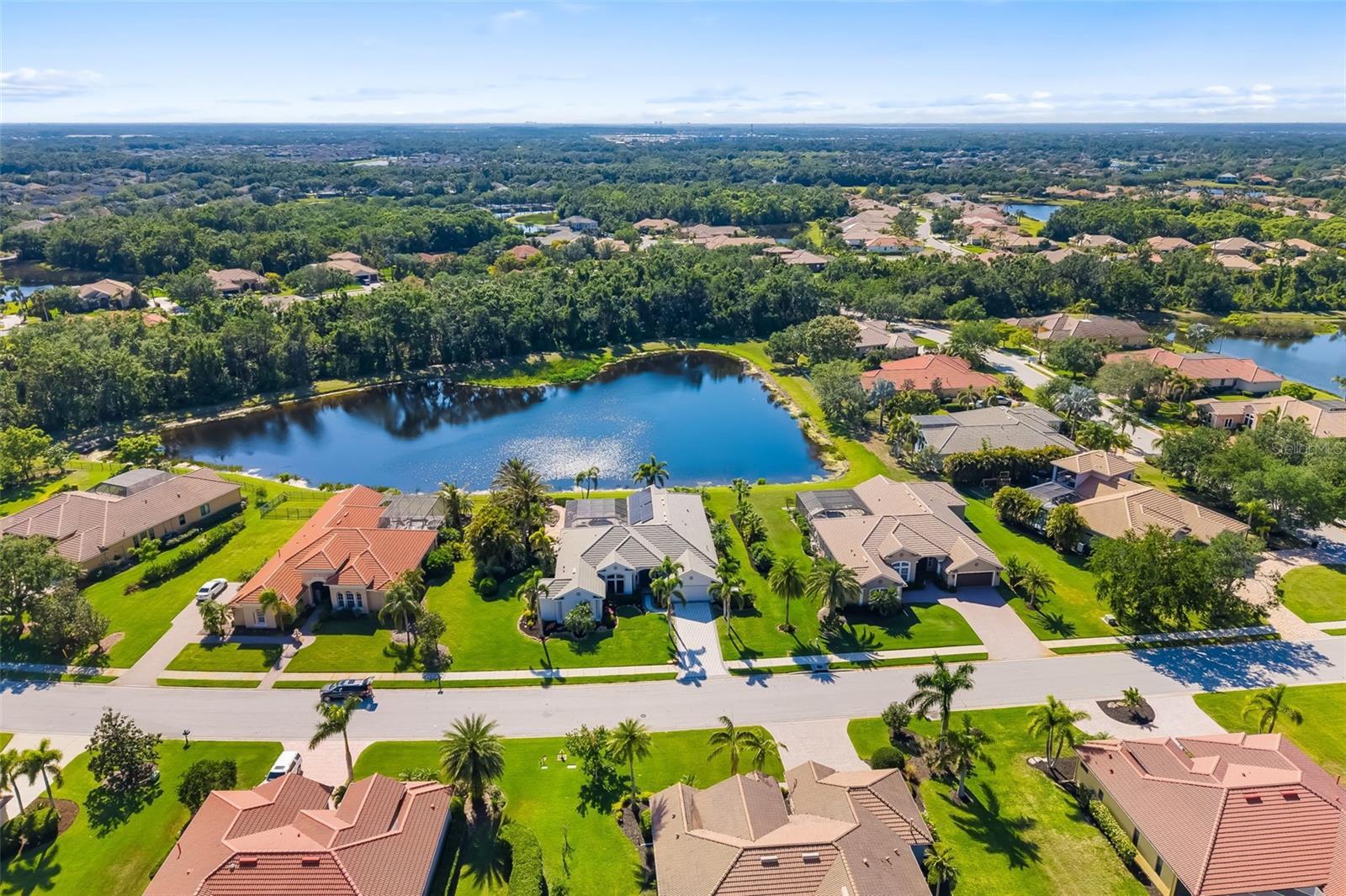 Property Photo:  356 Blackbird Court  FL 34212 