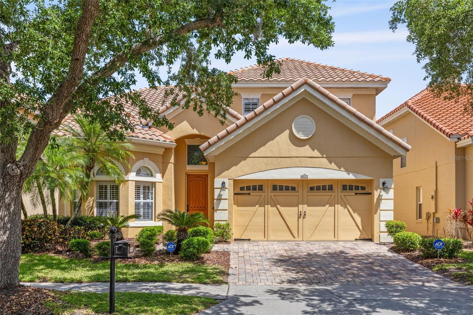Property Photo: 6857 Dolce Street FL 32819