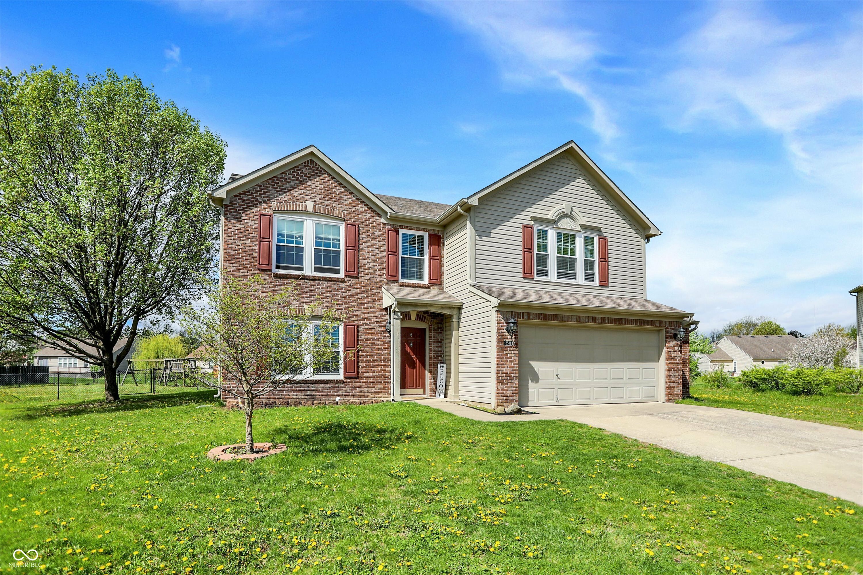Property Photo: 8531 Aberdeenshire Court IN 46259