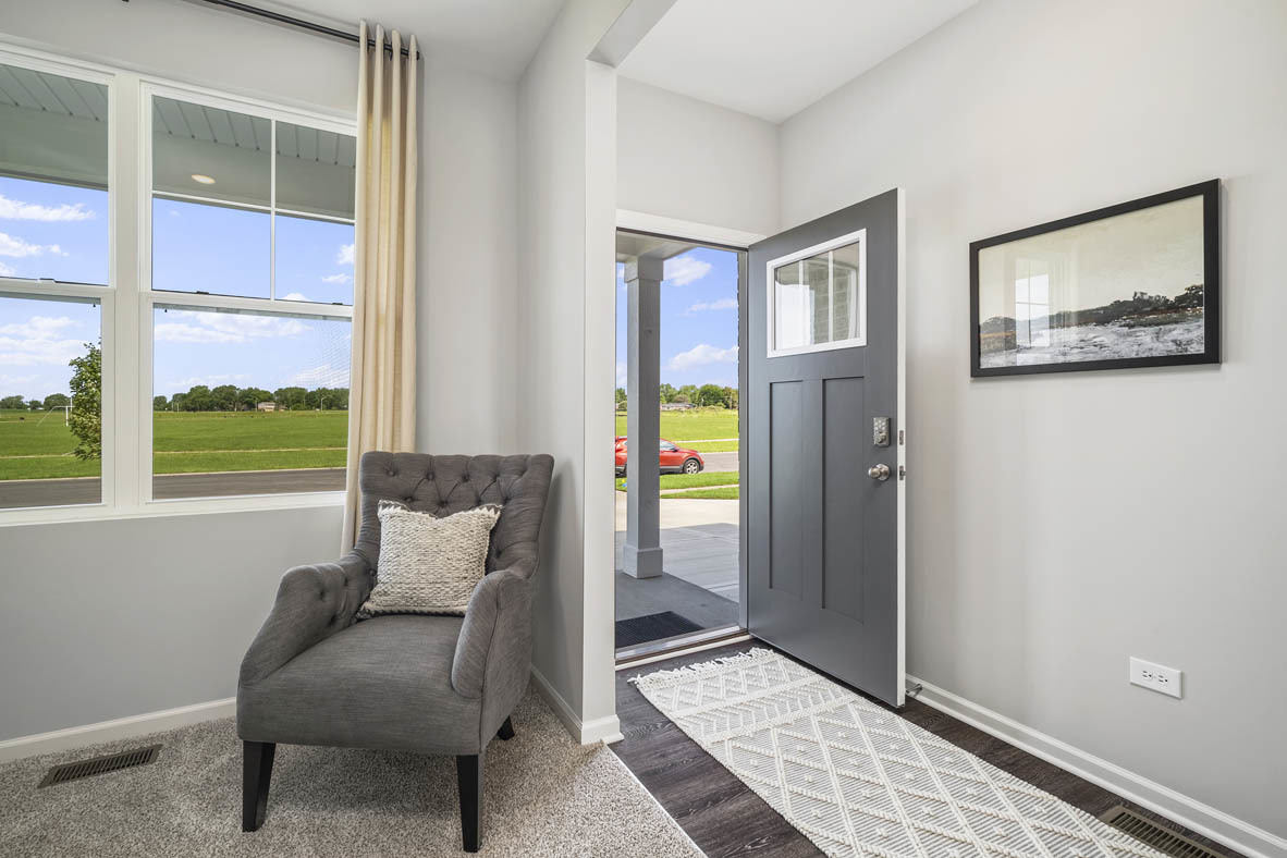 Property Photo: 1283 Tiger Lily Drive IL 60103