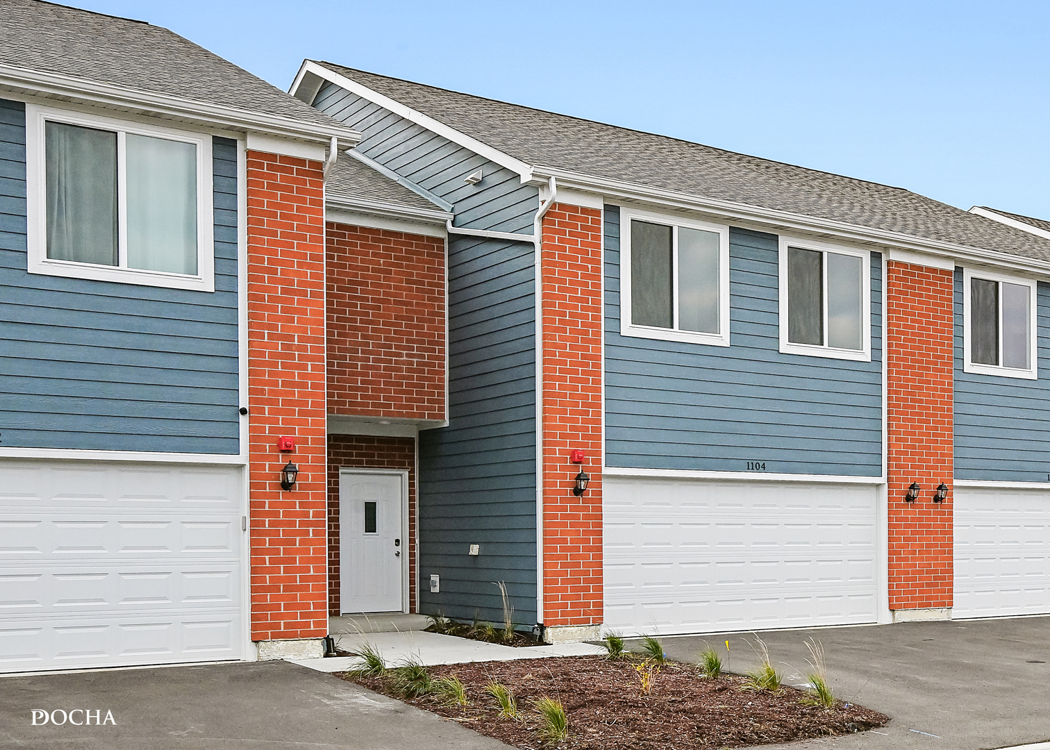 Property Photo: 1075 Gillespie Lane IL 60560
