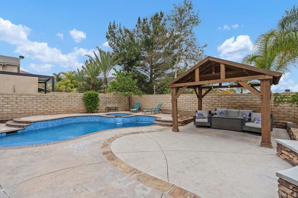 Property Photo: 28331 Lorita Lane CA 91350