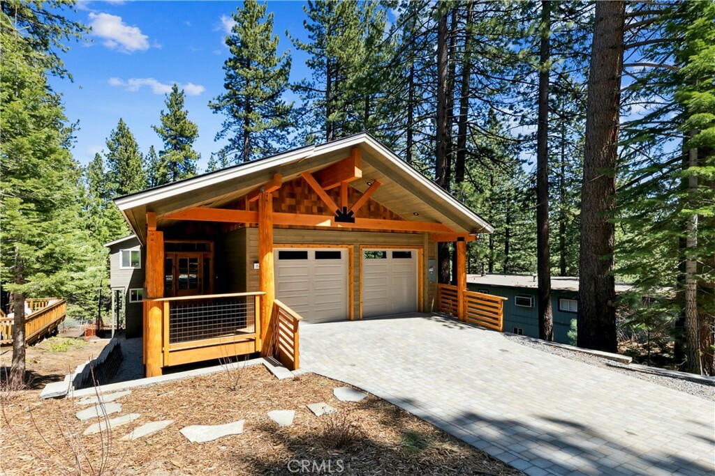 Property Photo: 867 Clement Street CA 96150