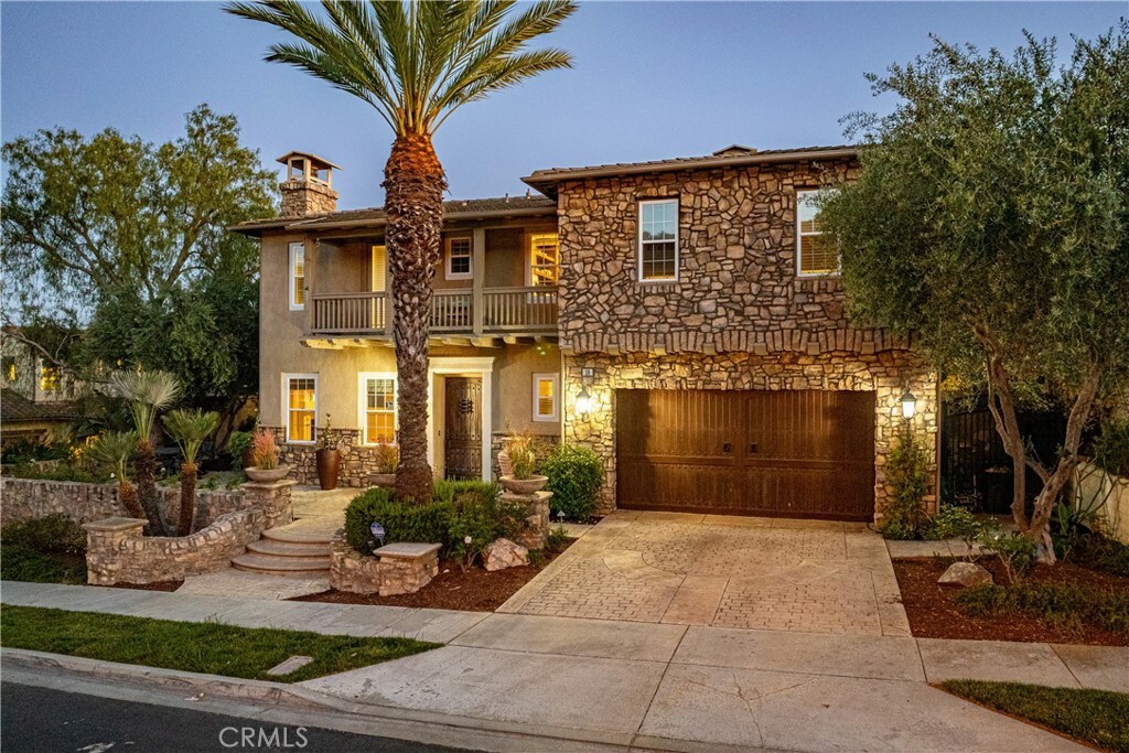 Property Photo: 18 Calle Pacifica CA 92673