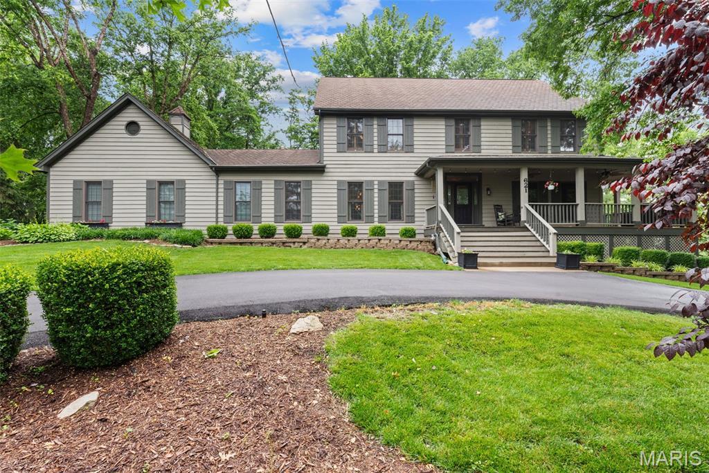 621 Old Riverwoods Lane  Chesterfield MO 63017 photo