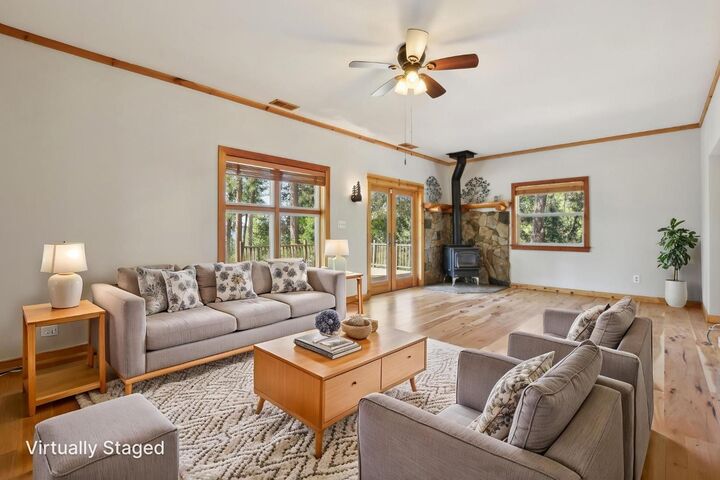 Property Photo: 4300 Reynolds Lane CA 95709