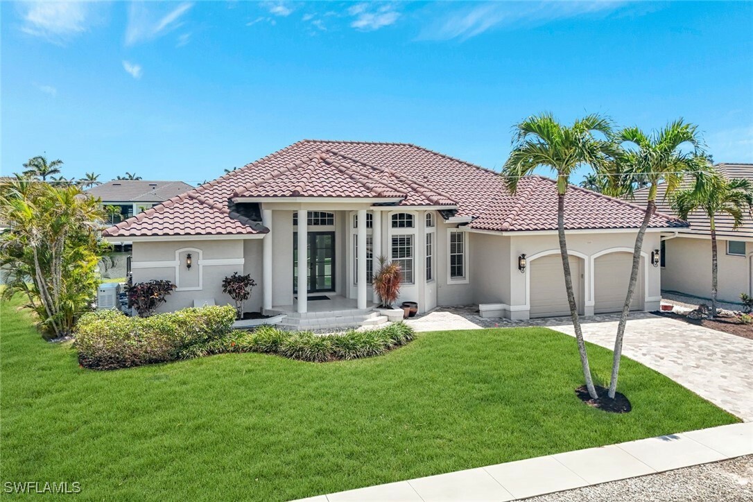 Property Photo: 1885 Woodbine Court FL 34145