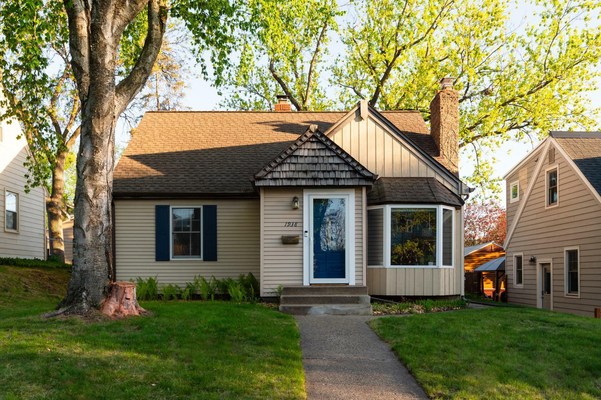 Property Photo: 1938 Saunders Avenue MN 55116