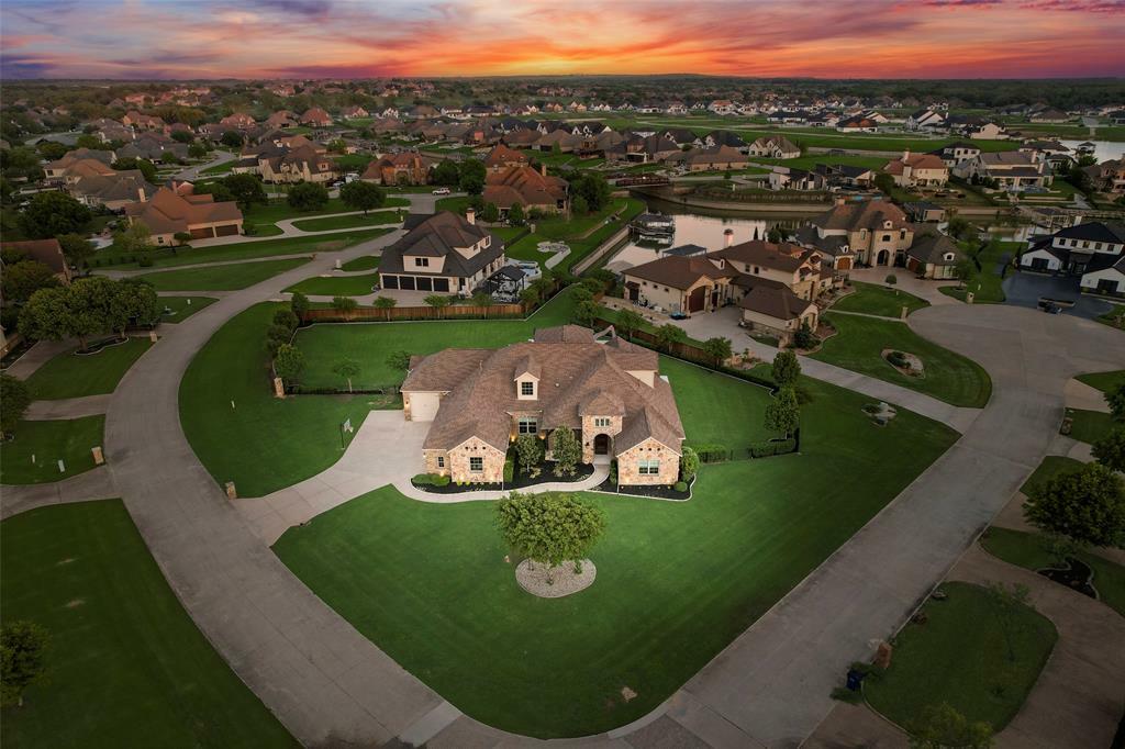 Property Photo: 12524 Lake Shore Court N TX 76179