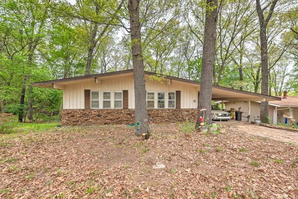 Property Photo:  9 Billingsley Drive  AR 72715 