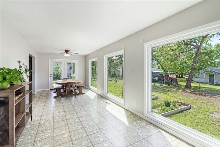 Property Photo: 501 SE Main Street AR 72736
