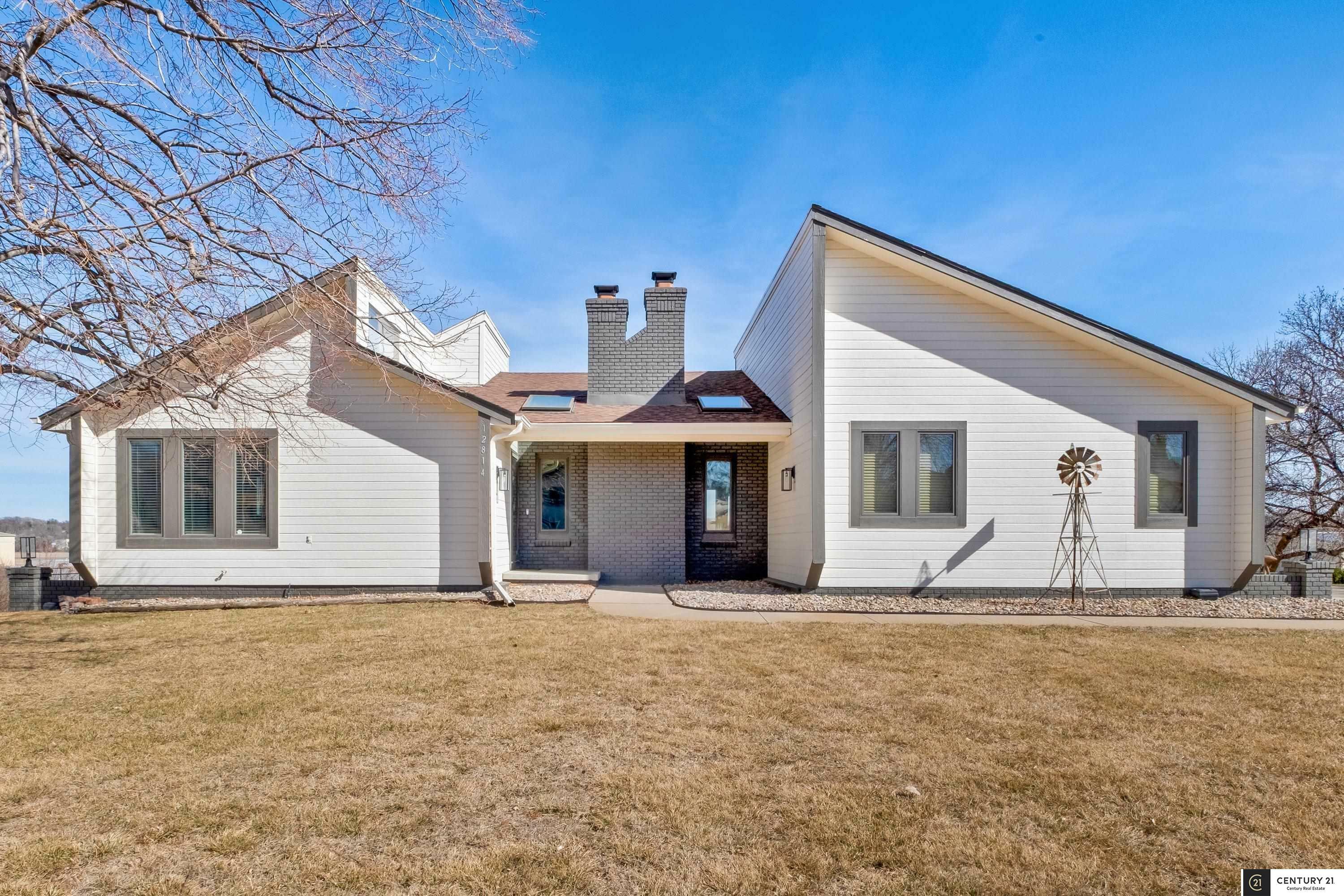 Property Photo: 12814 Sky Park Drive NE 68137