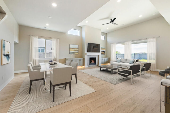Property Photo: 1428 NE Whistle Way OR 97754