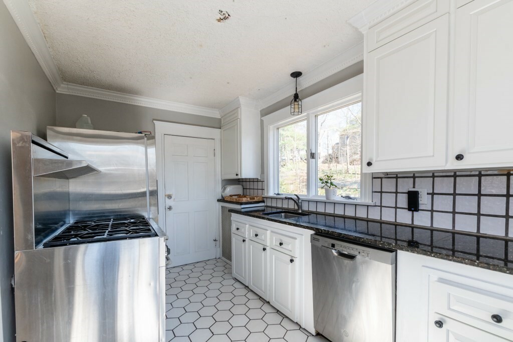 Property Photo: 169 Walker 2 MA 01907