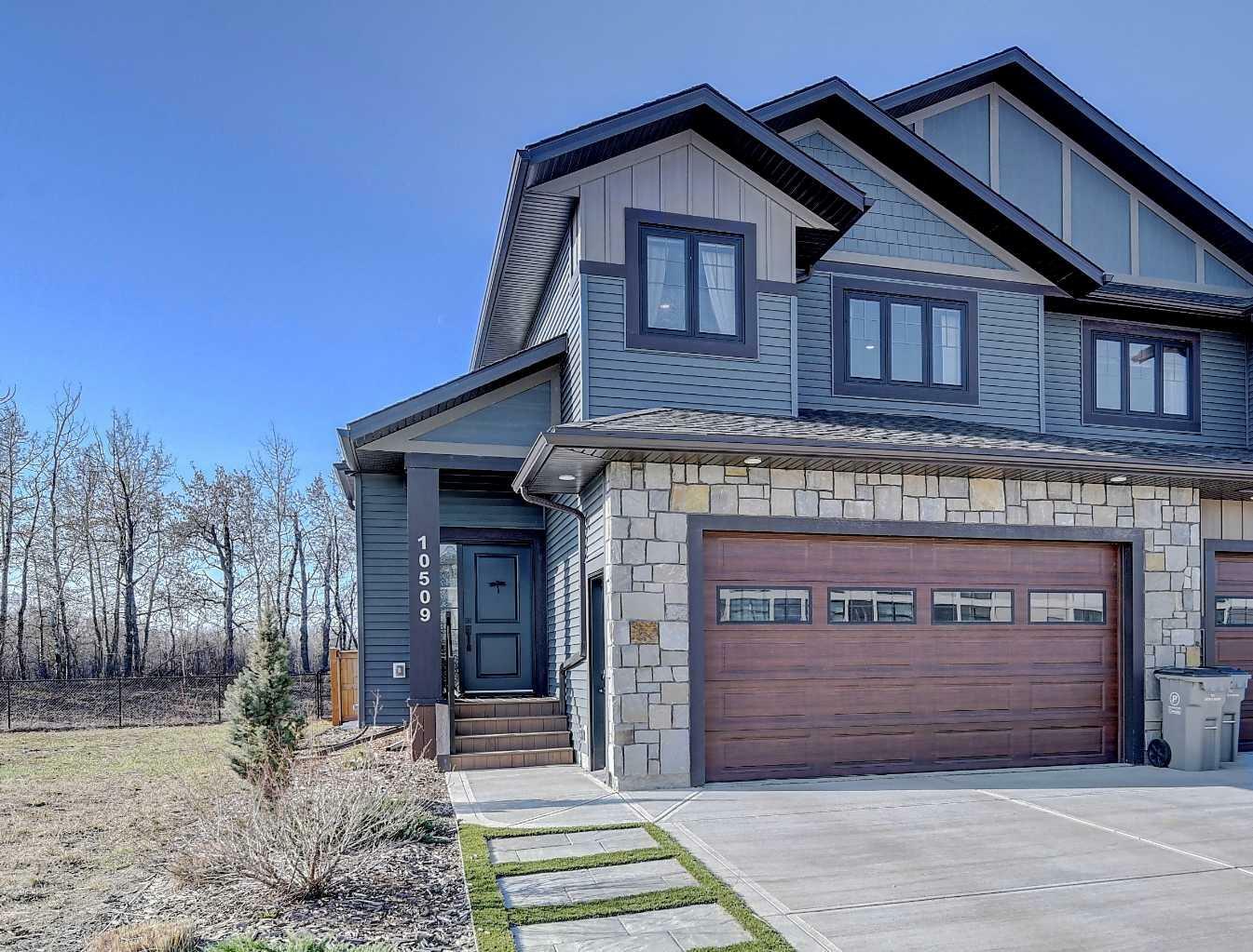 Photo de la propriété: 10509 66 Avenue AB T8W 0L5