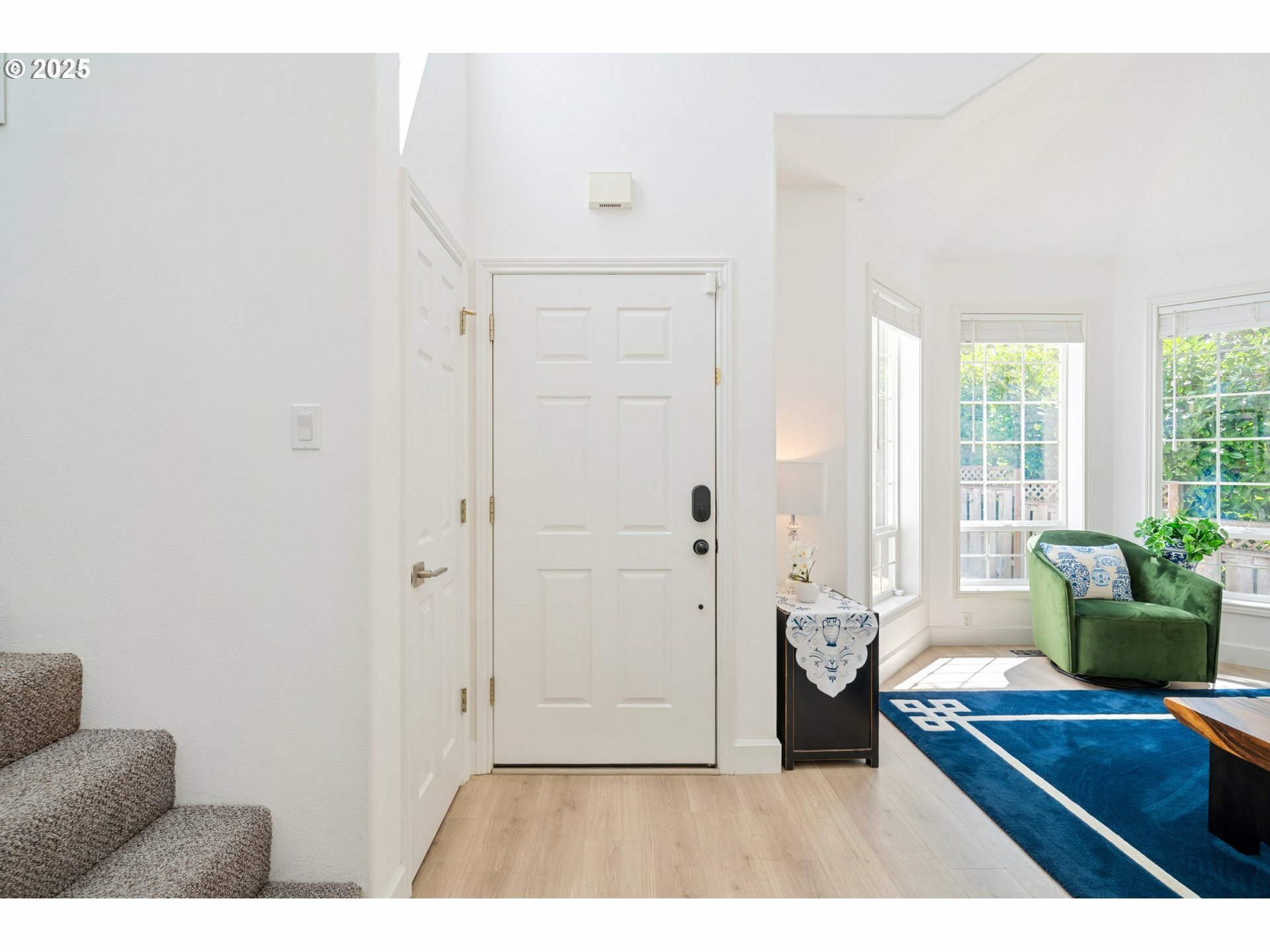 Property Photo: 11227 SW 27th Ave OR 97219