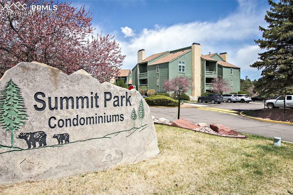 Property Photo: 124 W Rockrimmon Boulevard 103 CO 80919