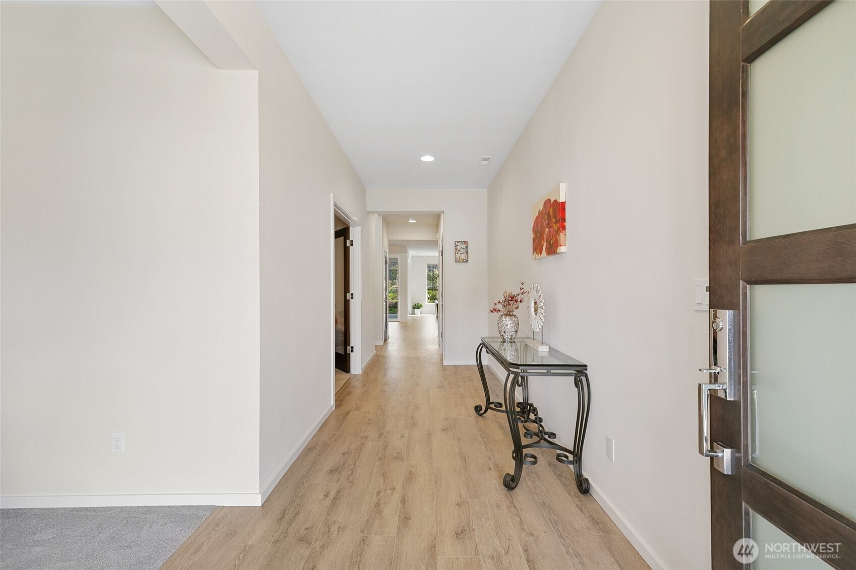 Property Photo: 22325 SE 39th Place WA 98075