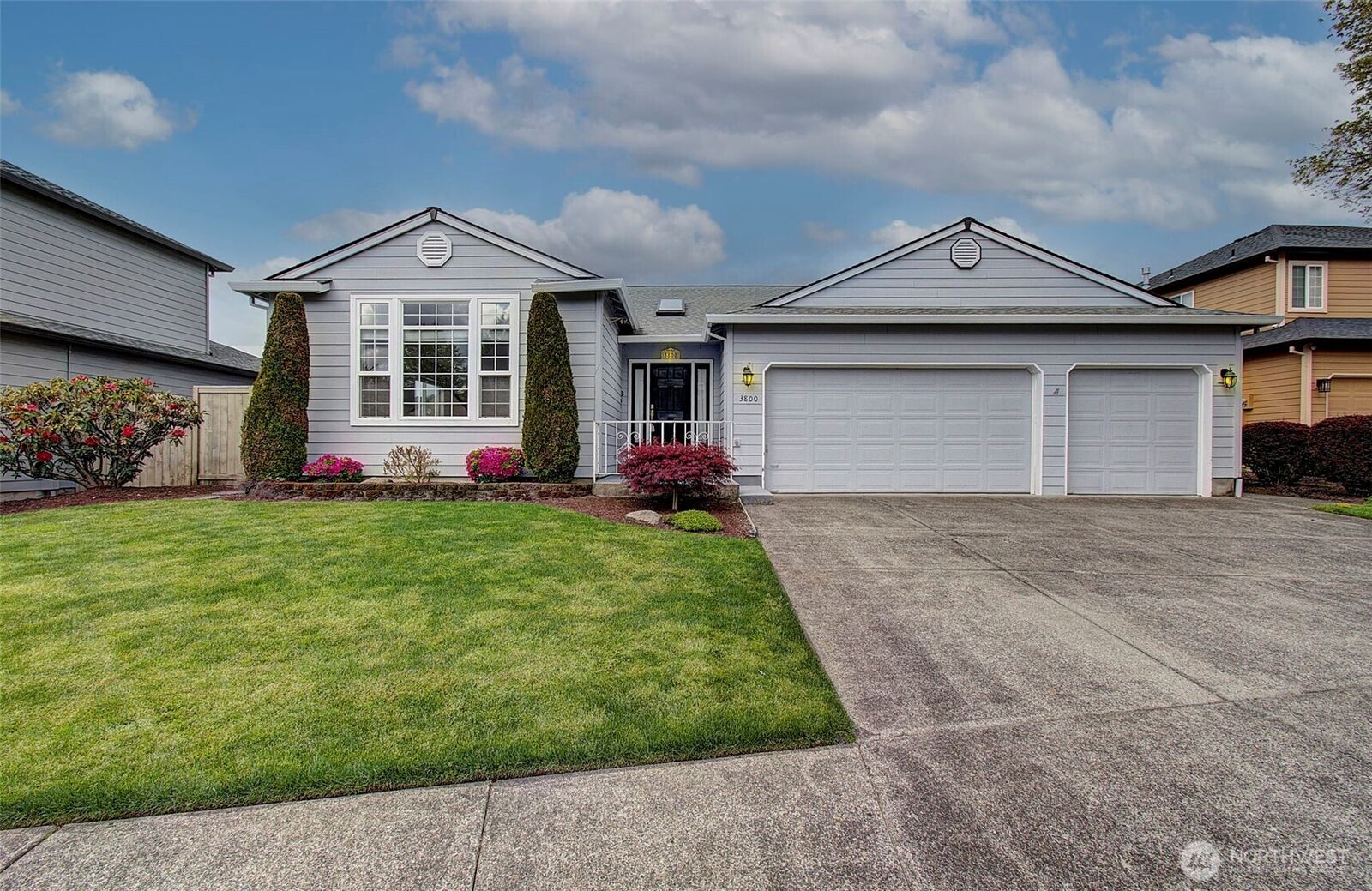 Property Photo: 3800 SE 183rd Court WA 98683
