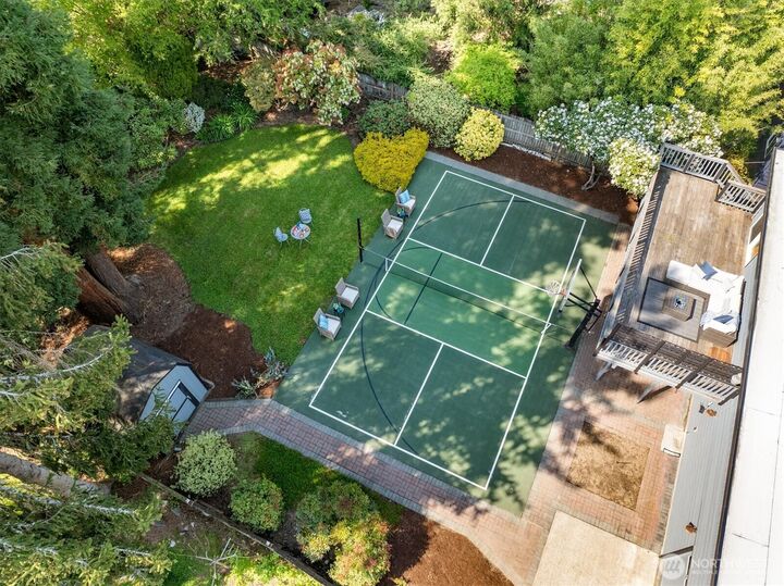 Property Photo:  9731  45th Avenue NE  WA 98115 