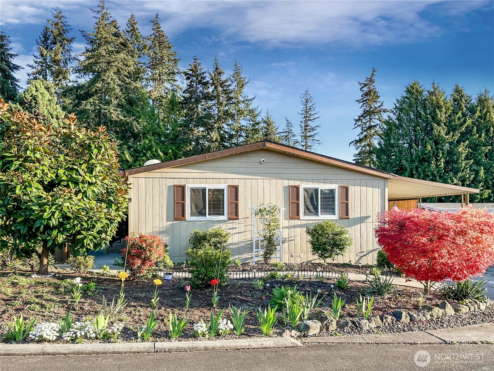 Property Photo: 2500 S 370th Street 54 WA 98003