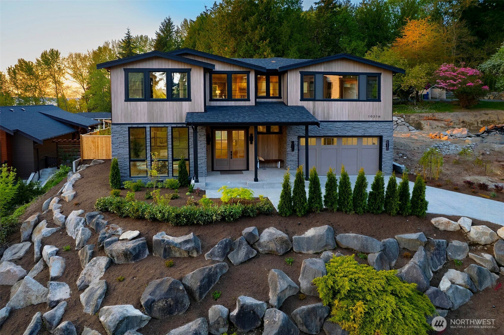 10316 NE 43rd Street  Kirkland WA 98033 photo