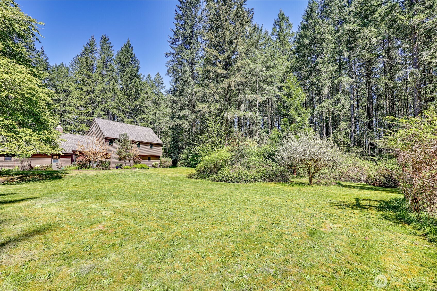 8401  Quail Hill Road  Bainbridge Island WA 98110 photo