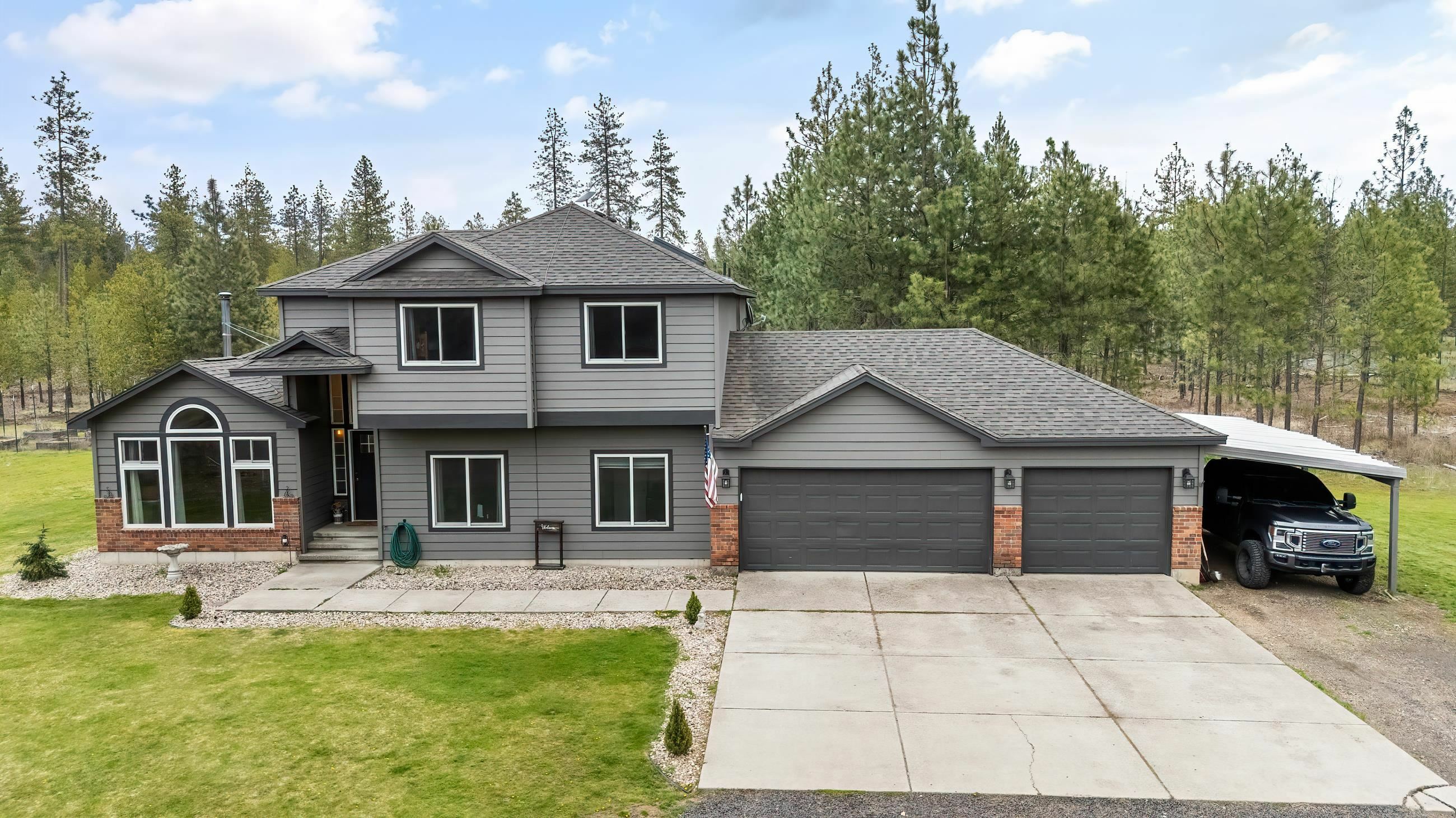 Property Photo: 39810 N Hardesty Ln WA 99009